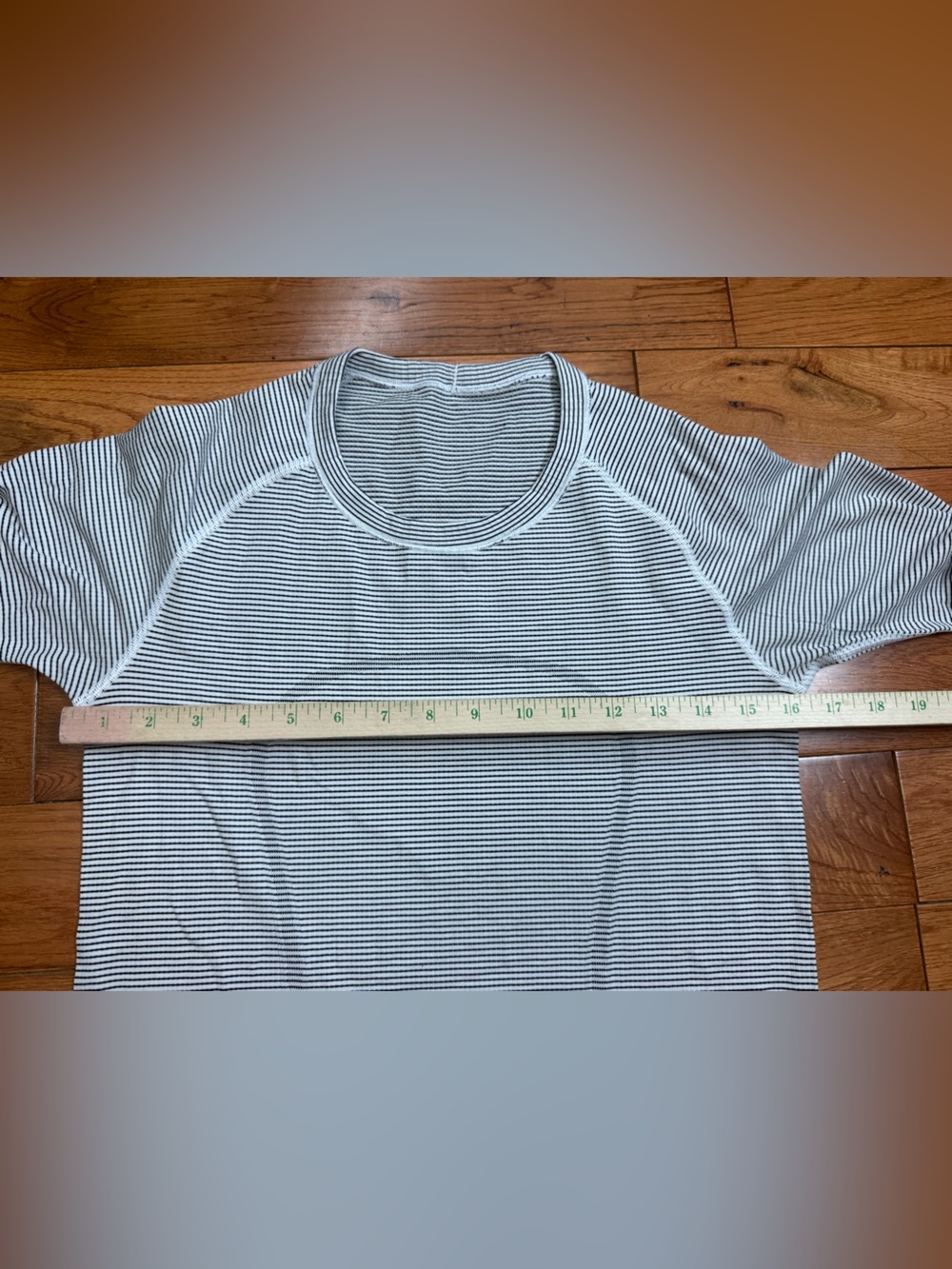 Lululemon Swiftly Tech 2.0 Long Sleeve Run Top ‘I Run For Cheese’ Hidden Words - Picture 4 of 6